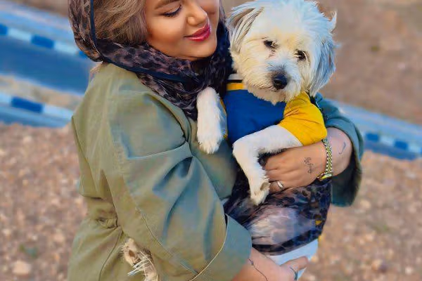 زهرا کاظمی؛ معترضی که در آغوش همسرش جان باخت