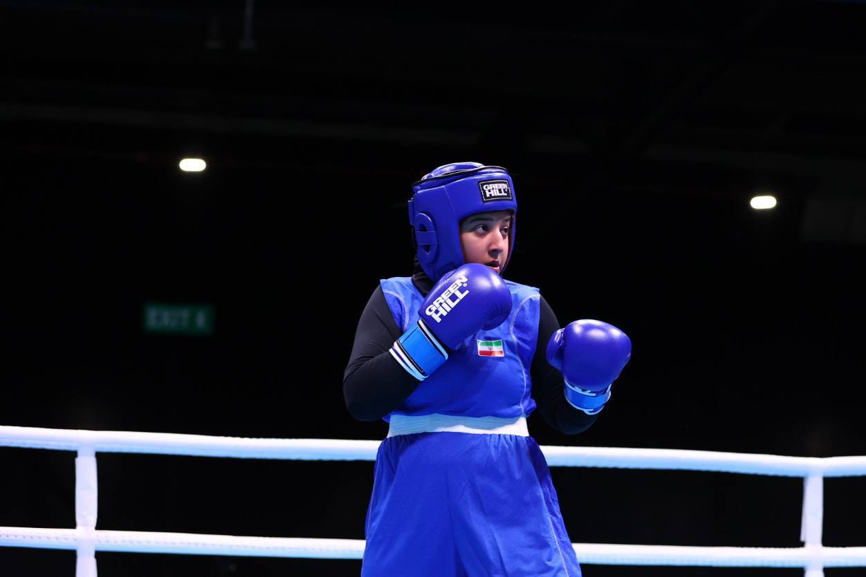 فاطمه رستگار نخستین مدال تاریخ بوکس زنان ایران در آسیا را کسب کرد