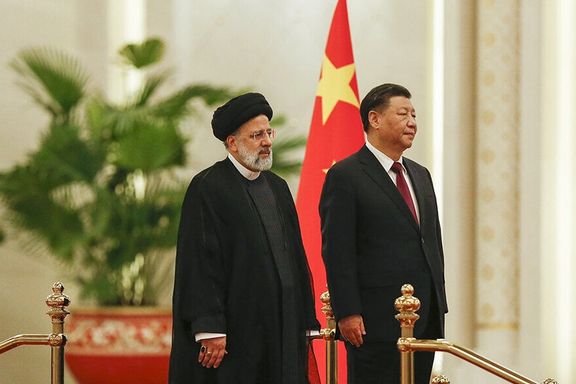 عینالهی، وزیر بهداشت: رئیسی حتی در کشورهای کمونیستی هم رفتار پیامبرگونه داشت