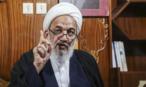 رییس کمیسیون فرهنگی مجلس: مسئولان پای کار بیایند تا کشف حجاب و عریانی را مدیریت کنیم