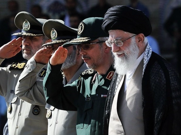 "الحرس الثوري ممنوع" تدعو المواطنين في كندا للإبلاغ عن عملاء النظام الإيراني