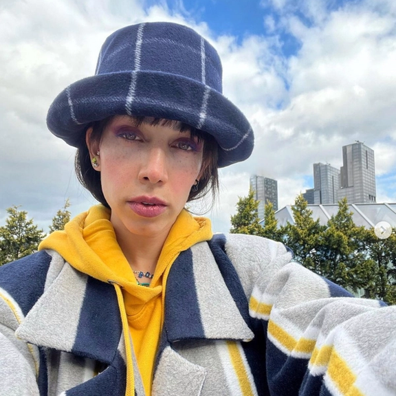 اعلام برائت دختر محمدعلی رامین از ایدئولوژی پدرش: انتخاب نکردم در چه خانوادهای دنیا بیایم