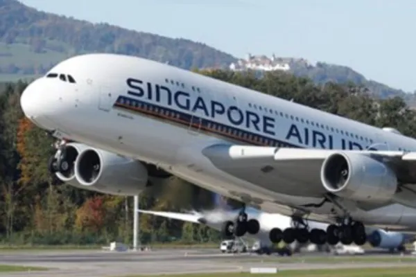 شرکت هواپیمایی سنگاپور مسیر پروازهای خود در اطراف ایران را تغییر داد