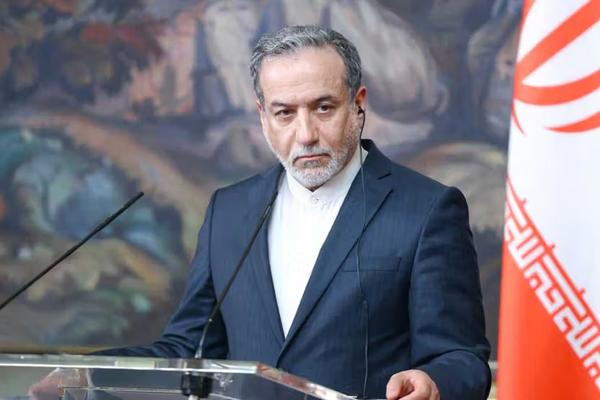 Europeans will ‘lose it all’ if UN sanctions reinstated, Araghchi warns