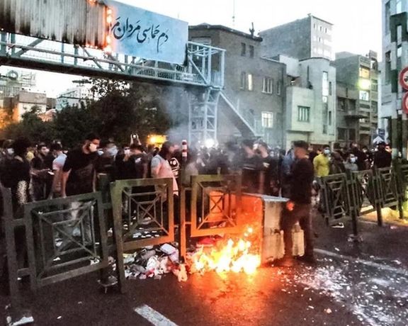 ادامه خیزش سراسری ایرانیان از کردستان تا هرمزگان؛ خیابانها عرصه آتش و شعار