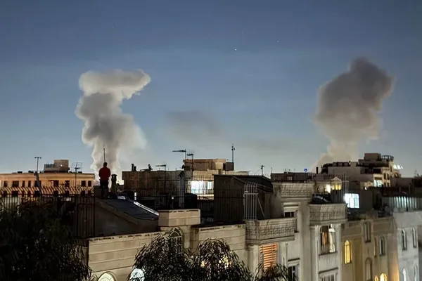 فرماندهان با فرار از پادگانها، سربازان را در بلاتکلیفی رها کردهاند