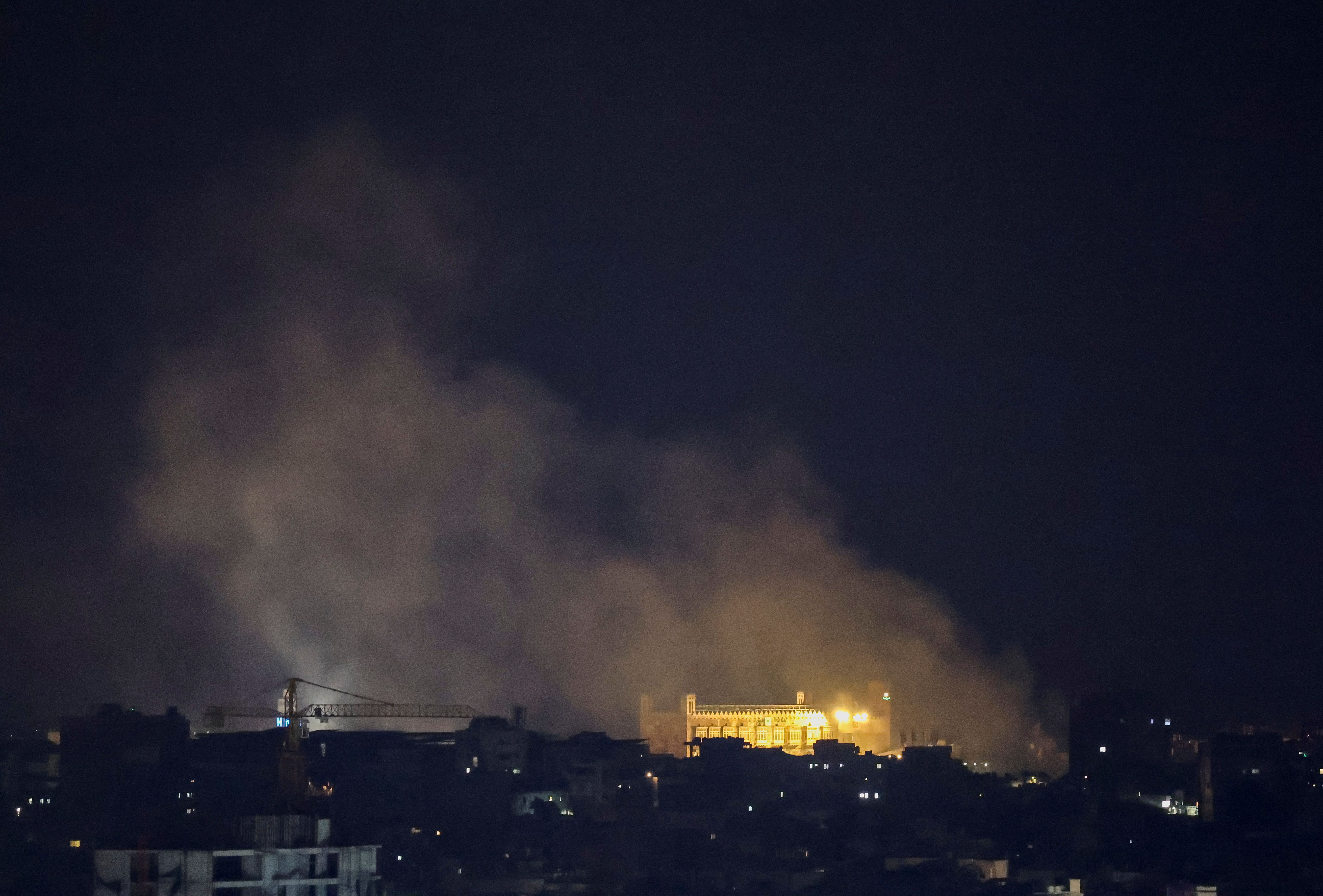 حملات هوایی ارتش اسرائیل به بیروت، ۱۵ مهر