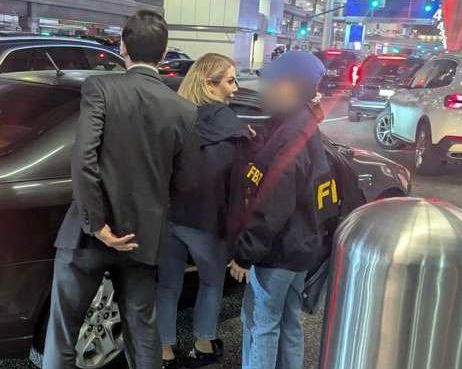 یک زن ایرانی به اتهام فروش سلاح برای جمهوری اسلامی در کالیفرنیا دستگیر شد