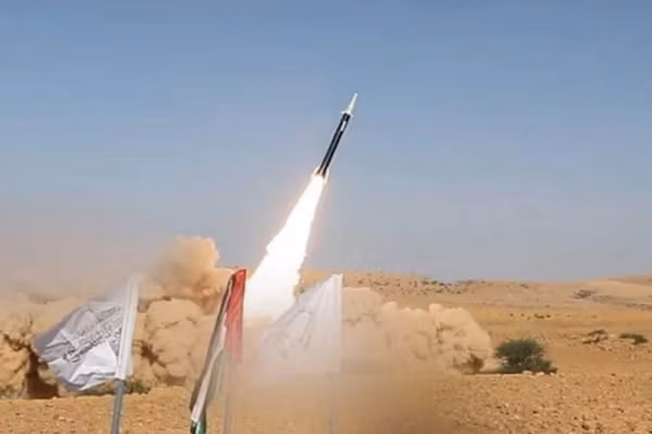 سخنگوی حوثیها: در حمله جدید به اسرائیل از موشک مافوق صوت فلسطین ۲ استفاده کردیم