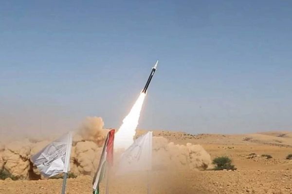 سخنگوی حوثیها: در حمله جدید به اسرائیل از موشک مافوق صوت فلسطین-۲ استفاده کردیم