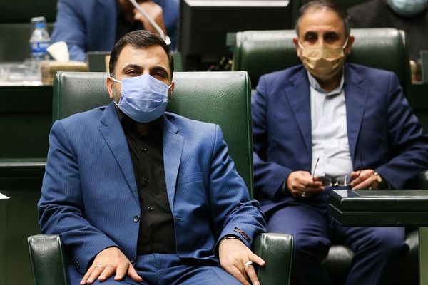 وزير الاتصالات الإيراني: إخفاء هويات مستخدمي الإنترنت "تحد خطير"