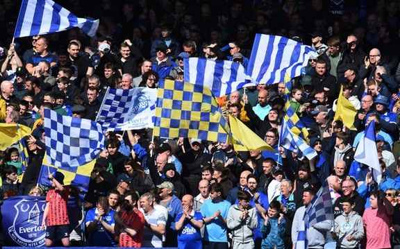 در آستانه منطقه سقوط؛ به دلیل نقض قوانین مالی دو امتیاز دیگر از اورتون کسر شد