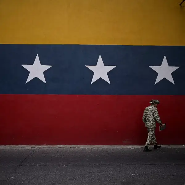 US pressure on Venezuela doubles as warning to Iran, ex-CENTCOM chief says