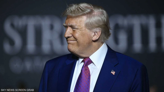 ترامب: إيران ترغب في إقامة علاقات تجارية مع الولايات المتحدة