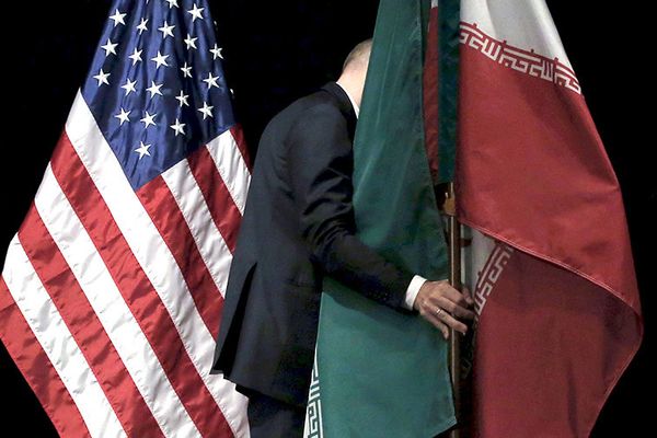 إيران تؤكد إجراء محادثات غير مباشرة مع واشنطن في عمان