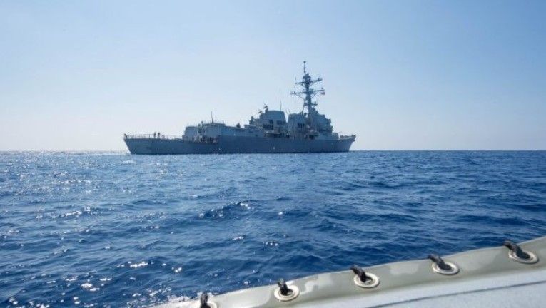 رویترز: ارتش آمریکا دامنه محاصره دریایی بنادر ایران را گسترش داده است