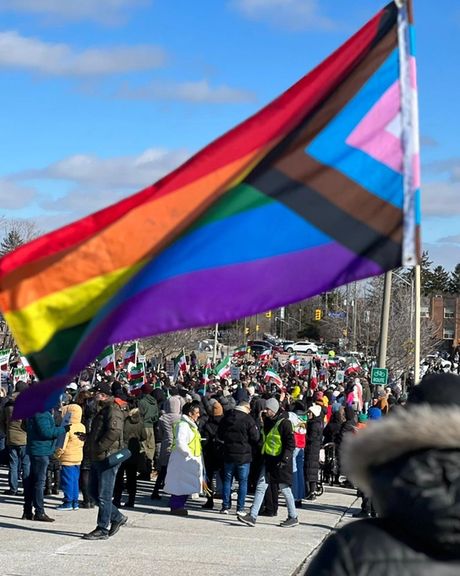 سازمانهای کوییر ایرانی خواستار حضور جامعه رنگینکمانی ایران در رژههای افتخار ۲۰۲۳ شدند