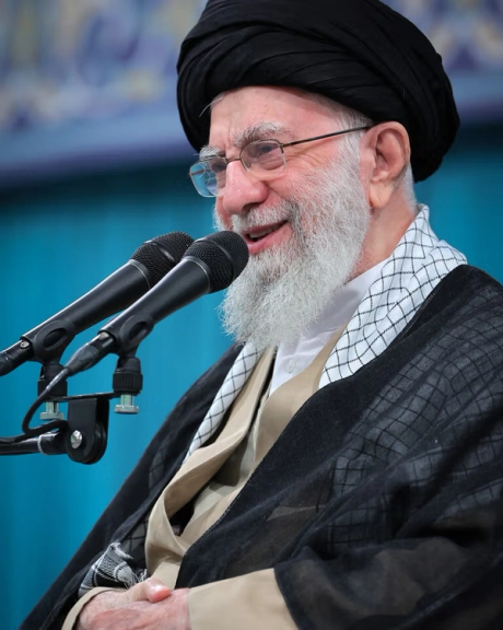 خامنئي: العداء بين طهران وواشنطن أعمق من مجرد شعار "الموت لأميركا"