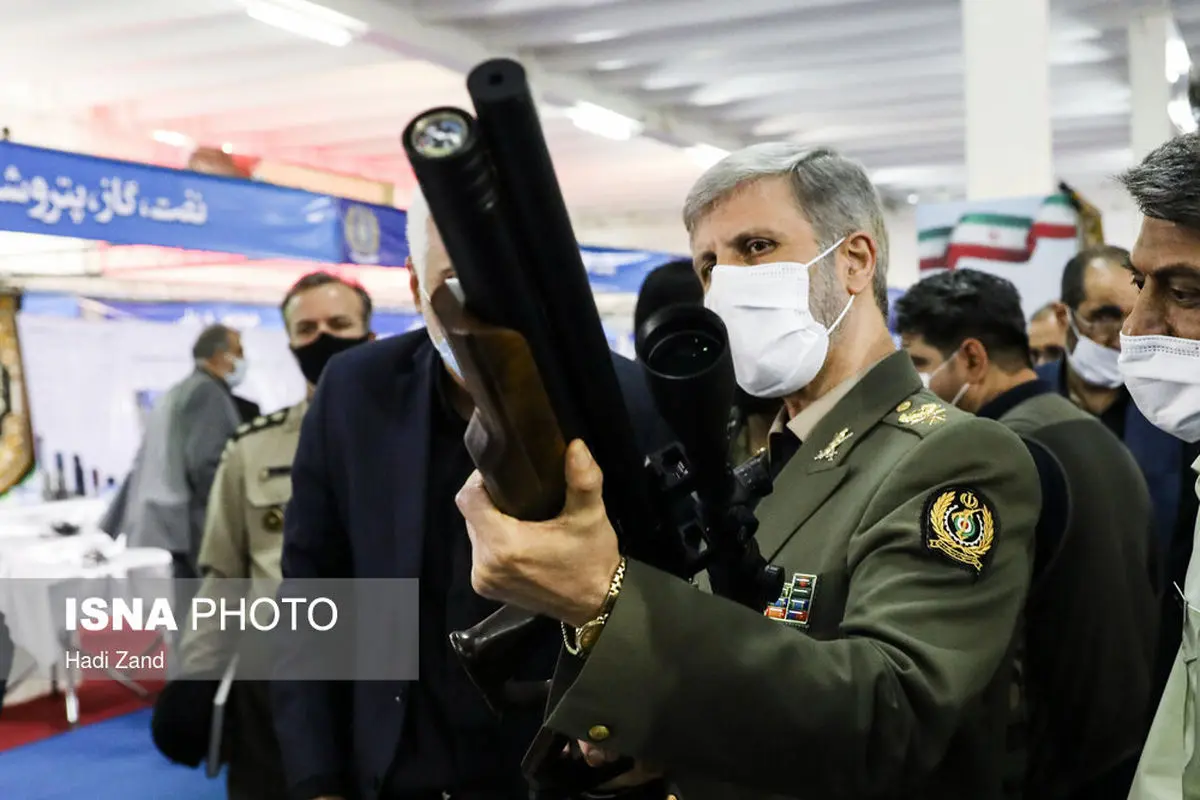 فرمانده ارتش: دشمن می‌خواهد القا کند که مشکلات به خاطر وجود جمهوری اسلامی است