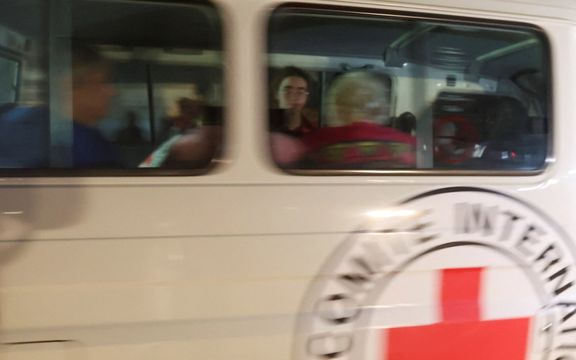 ارتش اسرائیل: ۱۲ گروگان آزاد شده در خاک اسرائیل حضور دارند