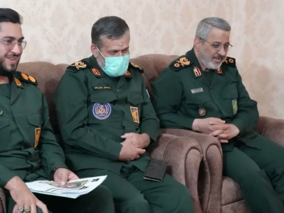 Gheybparvar (first from the right) seen during a meeting reported from Qazvin on May 26, 2025. He is not carrying any respiratory equipment in this appearance — despite the fact that chemical warfare victims typically rely on such support in the final years of life.