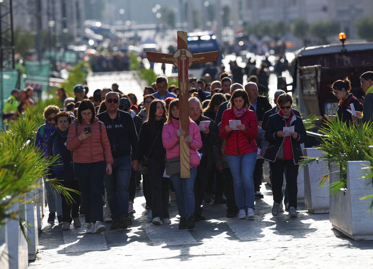 مراسم خاکسپاری پاپ شنبه ششم اردیبهشت برگزار می‌شود