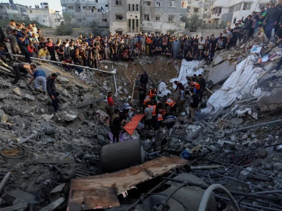 در حمله اسرائیل به اردوگاهی در غزه، بیش از ۴۰ نفر کشته شدند