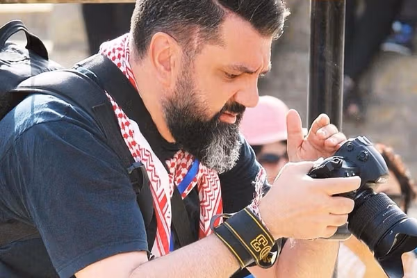 در ادامه موج تازه سرکوب بهاییان؛ آرتین غضنفری، عکاس خبری بازداشت شد