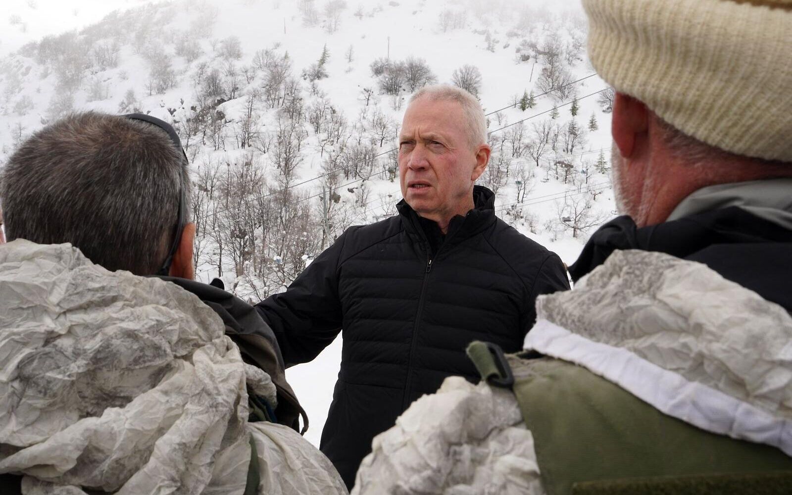 دیدار وزیر دفاع اسرائیل با سربازان ارتش این کشور در کوه حرمون