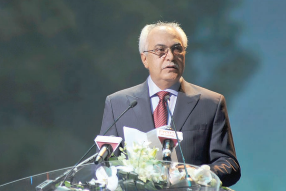 پروفسور سروش سروشیان برنده بالاترین نشان افتخار اتحادیه ژئوفیزیک آمریکا شد