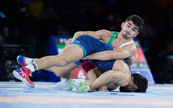 راهکار جمهوری اسلامی برای رویارو نشدن کشتیگیر ایرانی با حریف اسرائیلی: اضافهوزن ۳۰۰ گرمی