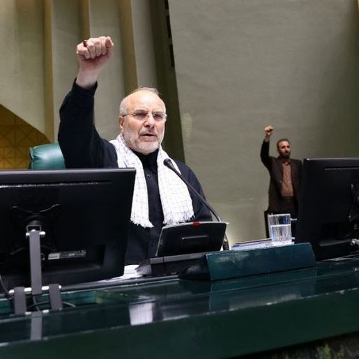 محمدباقر قالیباف: سازمان انرژی اتمی همکاری را آژانس را تعلیق میکند