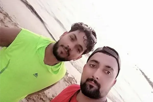 جلیل و احمد تیموری از بازداشتشدگان مراسم علیکردی در زندان وکیلآباد ممنوع از تماس هستند