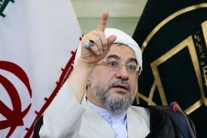 عضو مجلس خبرگان خشکسالی و کاهش بارندگی را نتیجه «بیحجابی در خیابانها» دانست