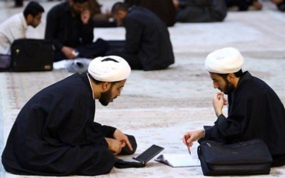 مدیر حوزههای علمیه: حوزه علمیه باید در قبال هوش مصنوعی مواضع قوی داشته باشد