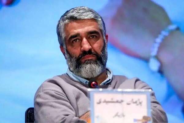 امتداد به نقل از شاکی پرونده: پژمان جمشیدی به ۹۹ ضربه شلاق تعزیری محکوم شد