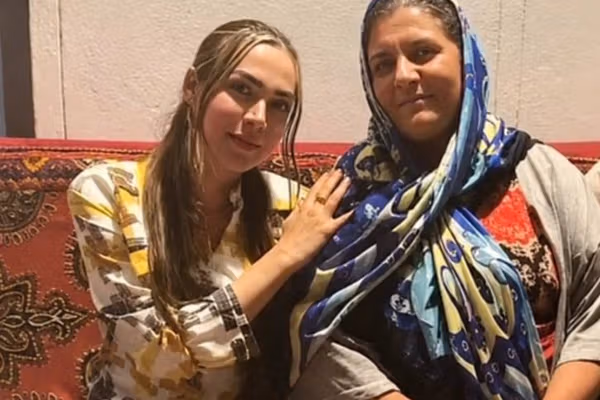 دادگاه انقلاب مشهد طیبه نظری، مادر دادخواه مریم آروین را به پنج سال حبس محکوم کرد