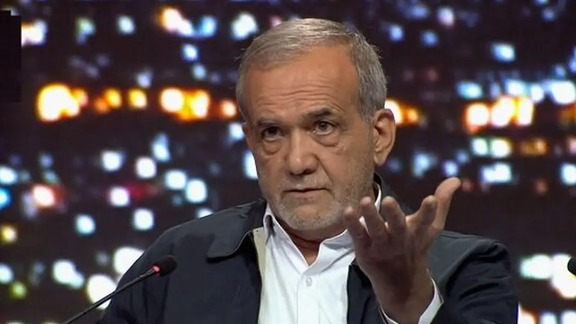 الرئيس الإيراني: لا أملك صندوقا سحريا لحل المشكلات