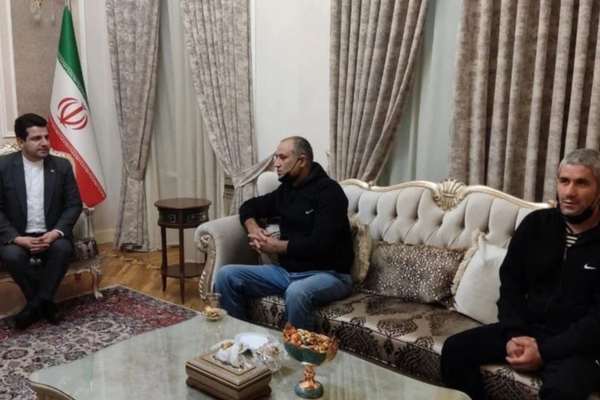 Baku Releases Iranian Truck Drivers As Tensions Ease