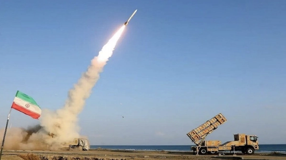 نشریه اسرائیلی: نشانههای متعدد از بازسازی گسترده توان موشکی جمهوری اسلامی خبر میدهد