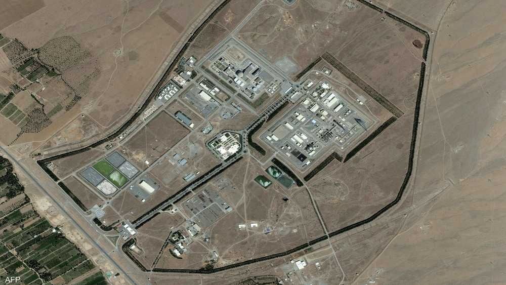 "رويترز": إسرائيل لا تستبعد شنّ هجوم محدود على المنشآت النووية الإيرانية