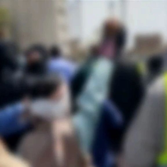 جمعه اعتراض و راهپیمایی مردم زاهدان و مهرستان؛ دکه ۳۰۰ کسبه ایرانشهر به دست دولت تخریب شد