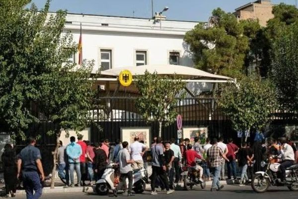 Iranians protest outside German consulate over frozen visas since June war