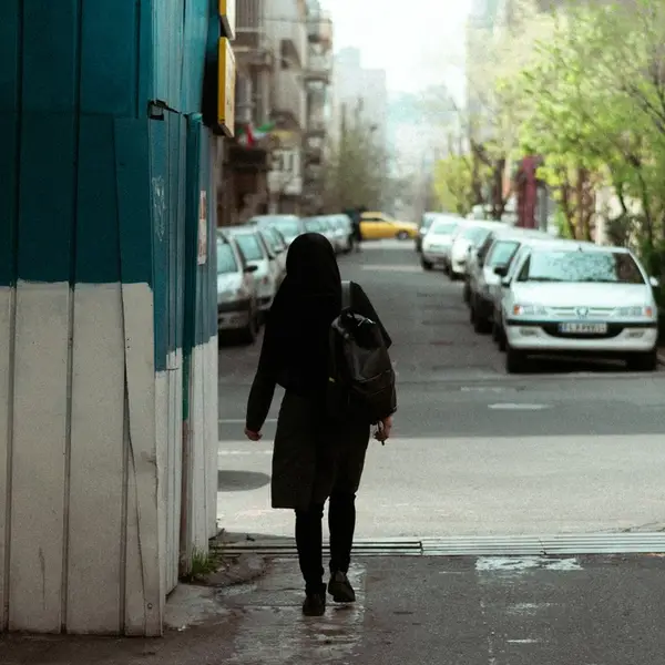 اینستاگرام چگونه زنان فرودست حاشیه تهران را به بازیگران محلی تبدیل میکند؟