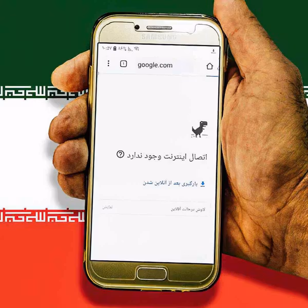 دفاع عباس عبدی از داشتن سیمکارت سفید: خطوط اعضای شورای عالی فضای مجازی هم سفید است