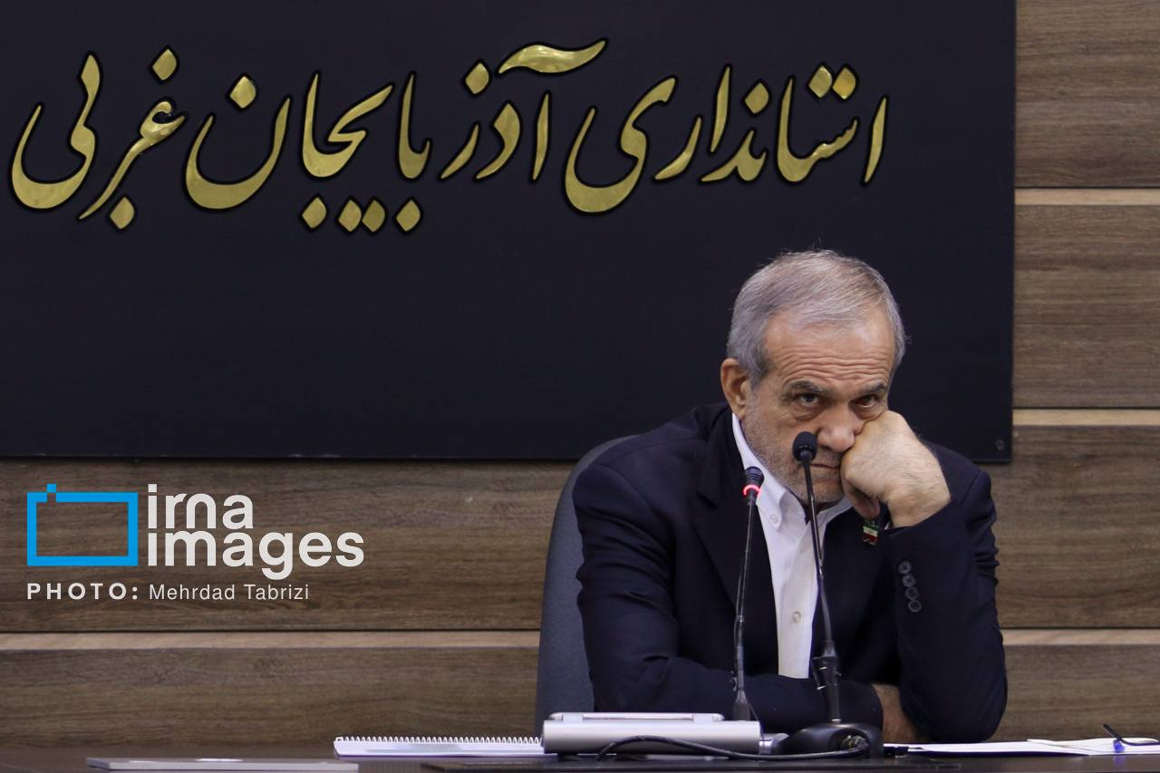 معاون اجرای پزشکیان: اگر پزشکیان استعفا دهد سرنوشت ایران چه خواهد شد؟