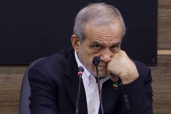 بزشكيان: أميركا تسعى إلى "استسلام إيران"