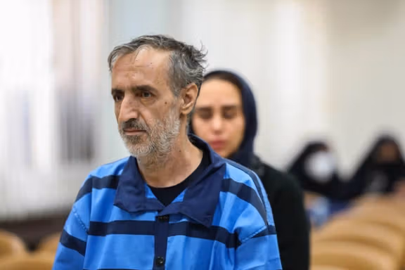 محمد عباسی معترض بازداشتی در ملارد به اعدام و دخترش به ۲۵ سال حبس محکوم شد