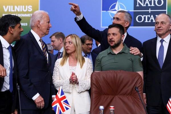 ردًا على بيان الحلف التحذيري.. طهران: أعضاء في الناتو يؤيدون الفوضى في إيران