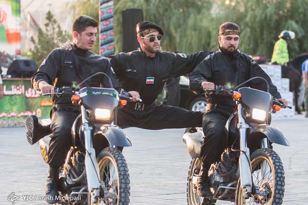فرمانده یگان ویژه نیروی انتظامی: ماموران یگان ویژه مهربان و دائم در حال تفریح هستند